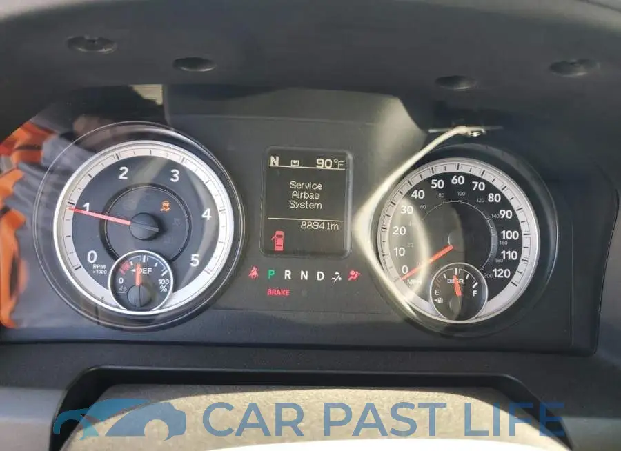 1C6RR7KM8FS586313# 9