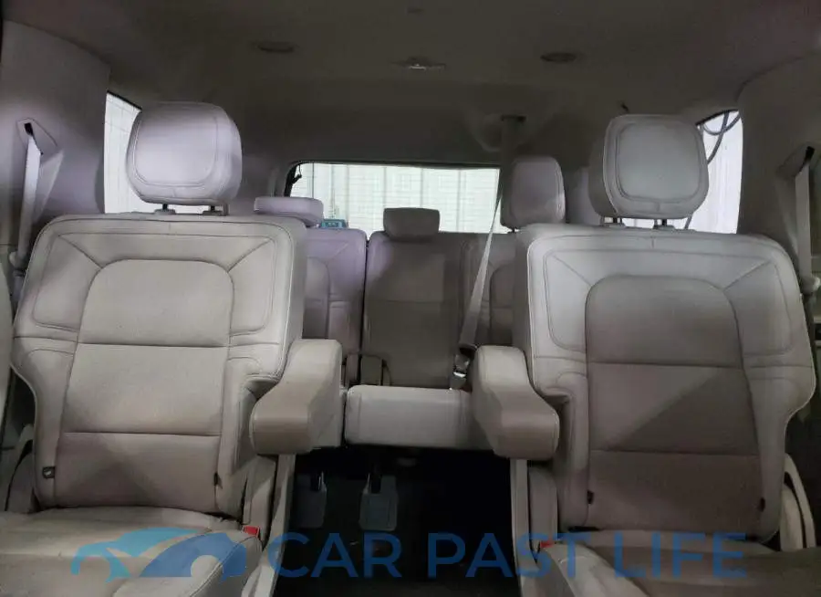 5LMJJ3LT3KEL04446# 10