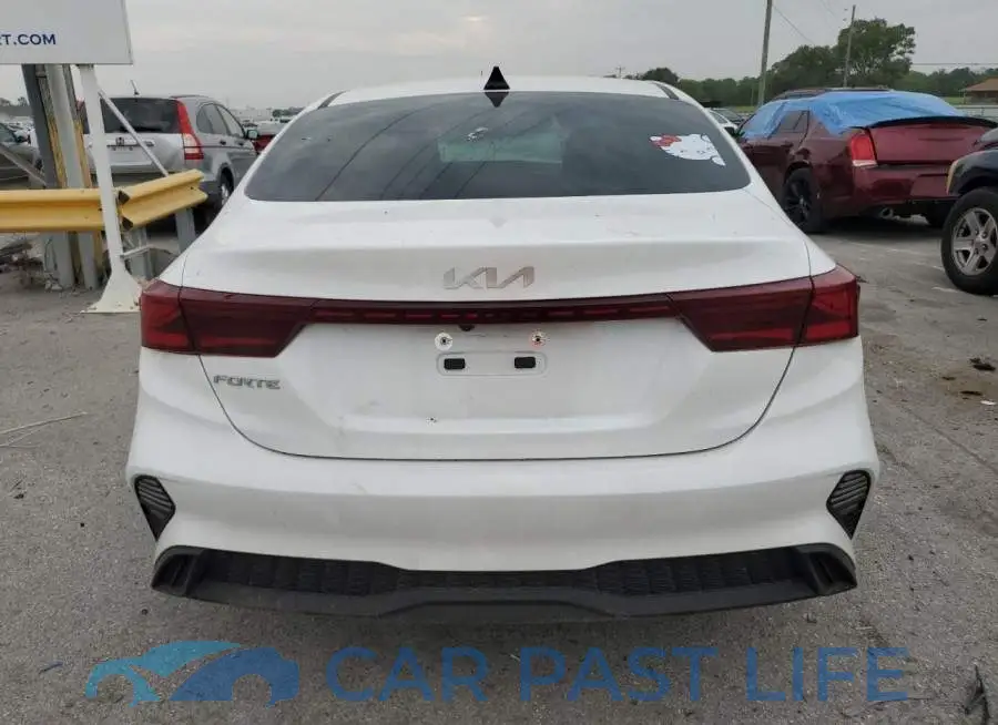 3KPF24AD9PE588687# 6