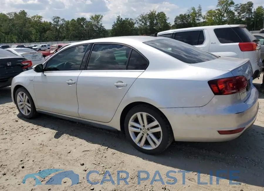 3VW637AJ8EM267664# 2