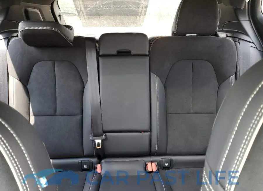 YV4AC2HMXN2643107# 10