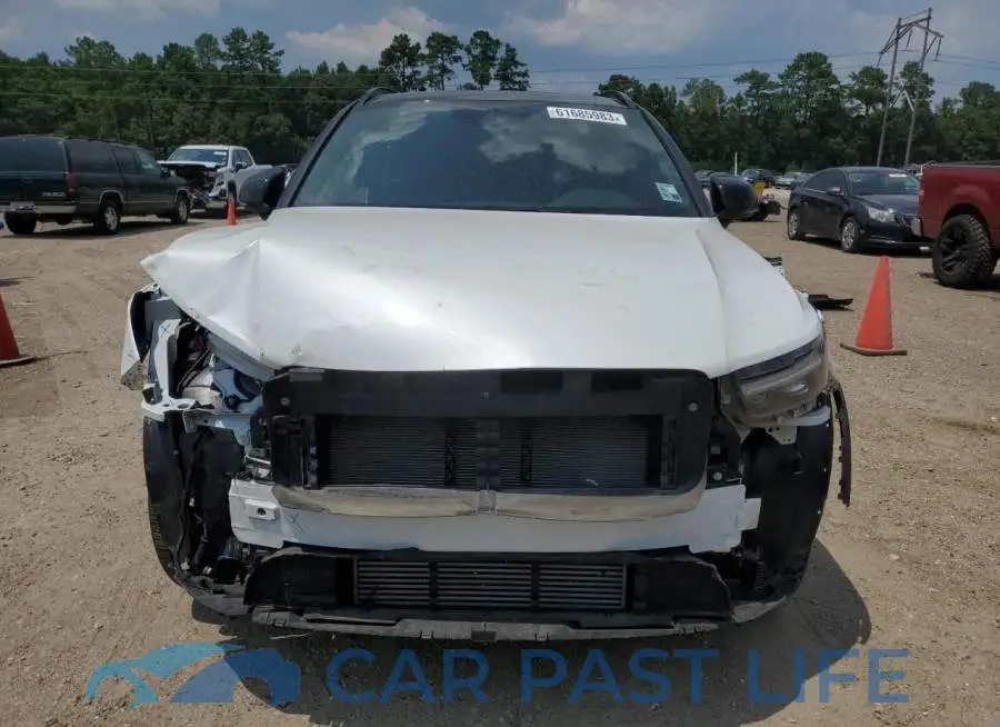 YV4AC2HMXN2643107# 5