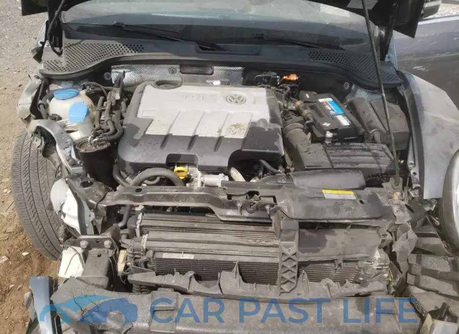 3VW5L7AT3EM806656# 11