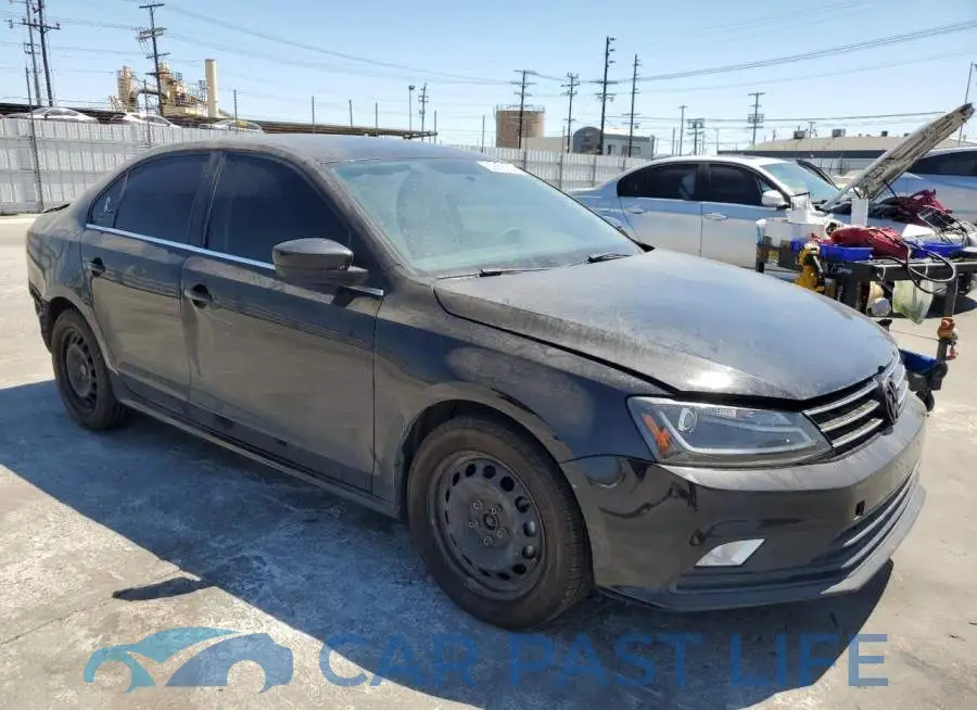 3VW167AJ4HM392523# 4