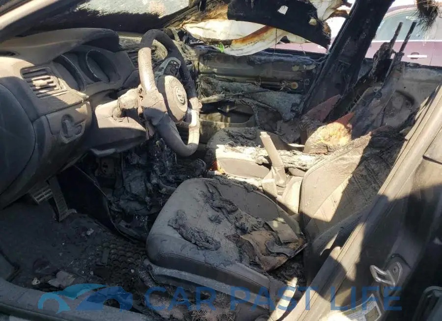 3VW4T7AJ6GM242482# 7