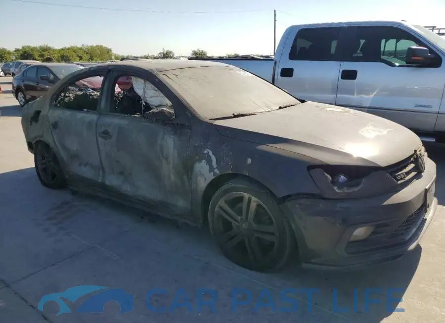 3VW4T7AJ6GM242482# 4
