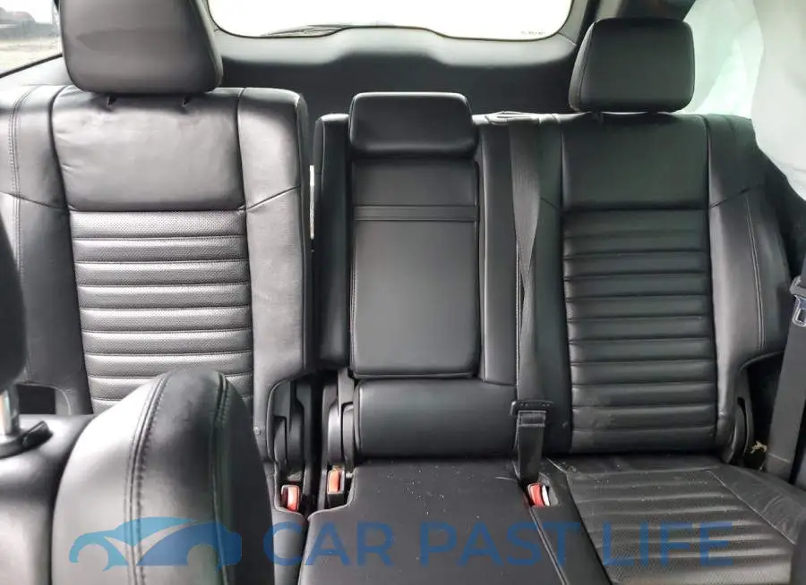 1C4RJFBG1JC118320# 10
