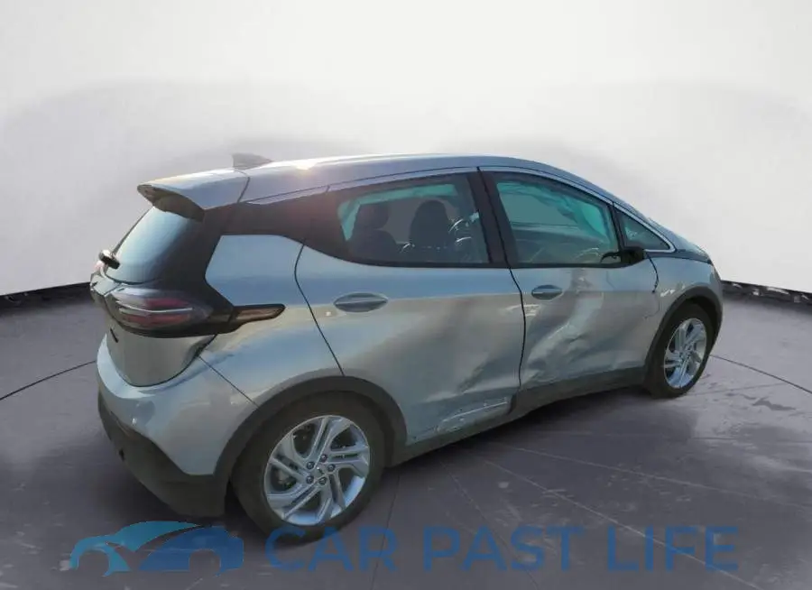 1G1FW6S0XP4140495# 3