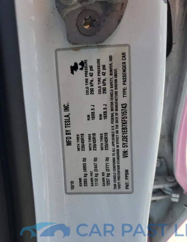 5YJ3E1EB7KF515743# 12