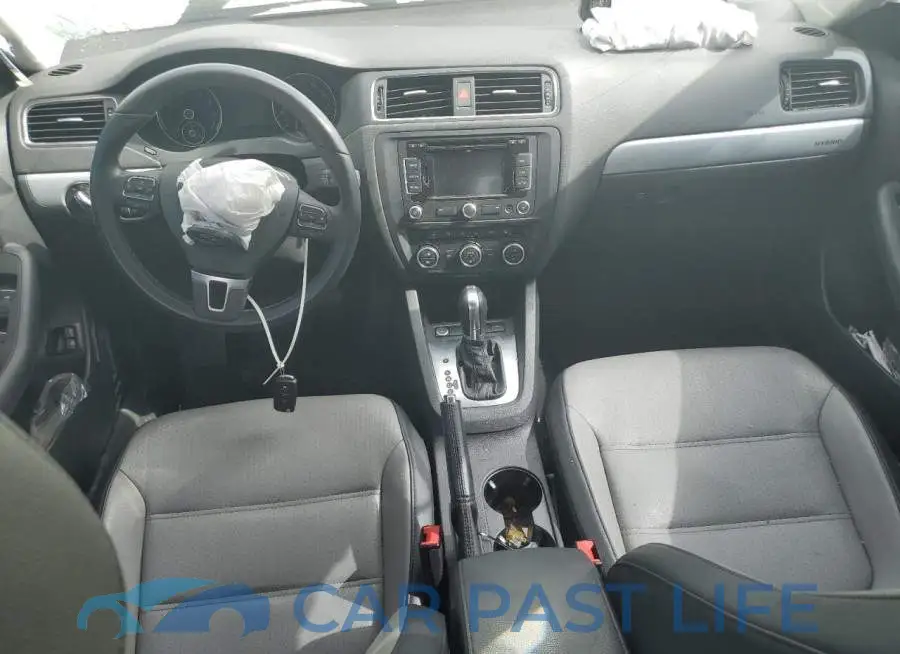3VW637AJ7EM231612# 8