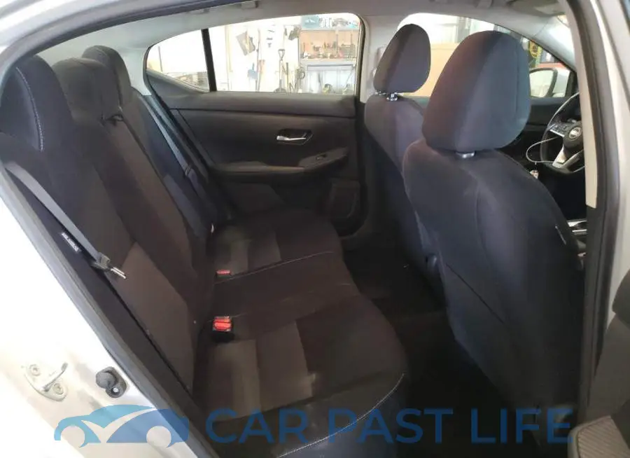 3N1AB8CV6MY302752# 10