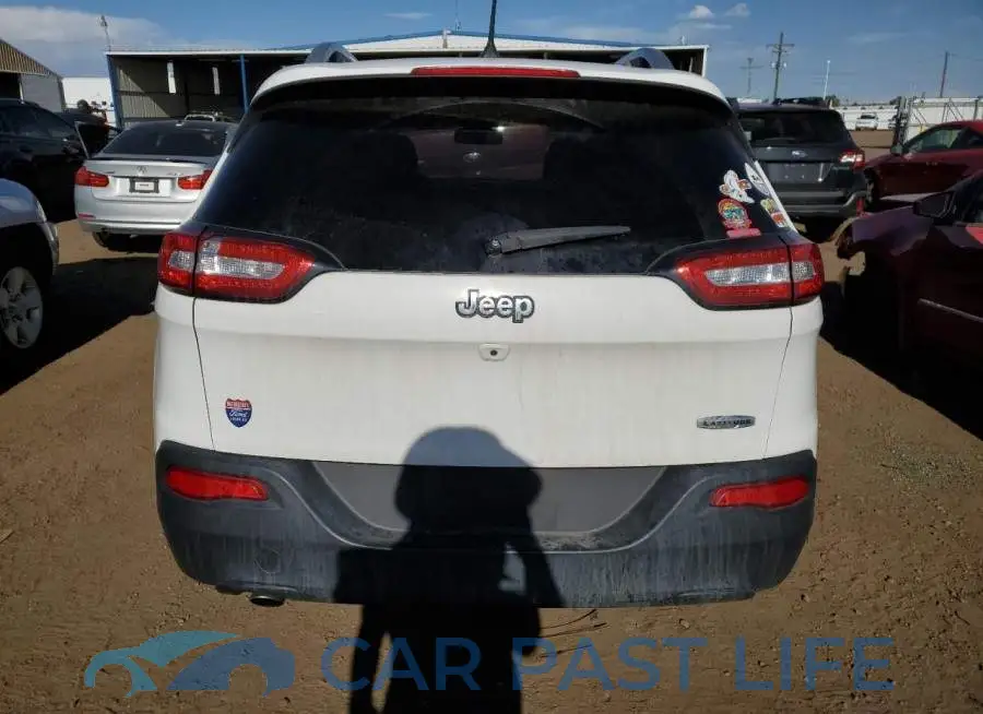 1C4PJLCB9HW558626# 6