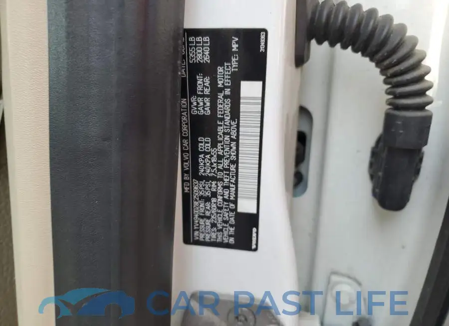 YV4940DZ8E2509637# 13
