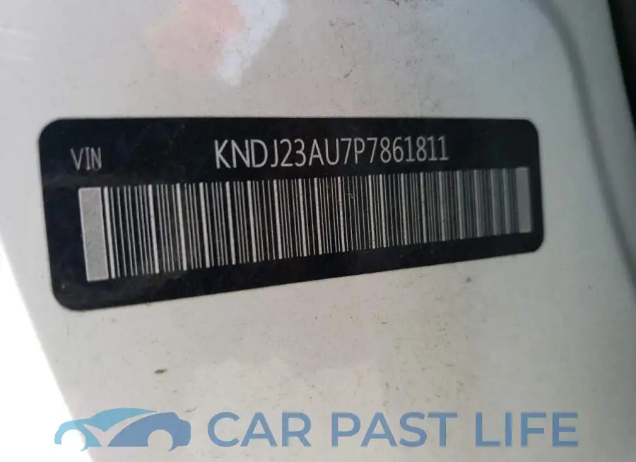 KNDJ23AU7P7861811# 12