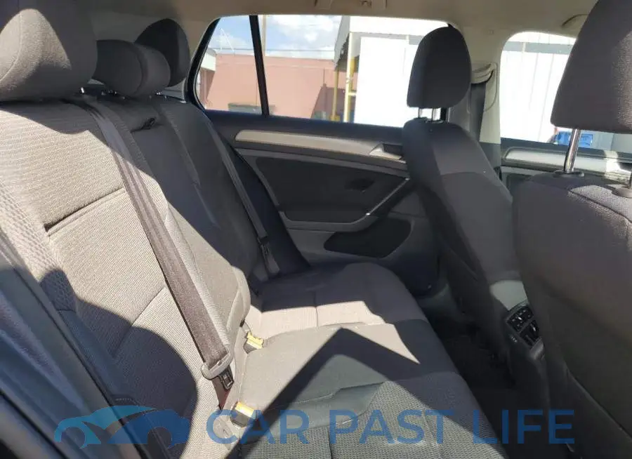 3VW117AU4HM017465# 10