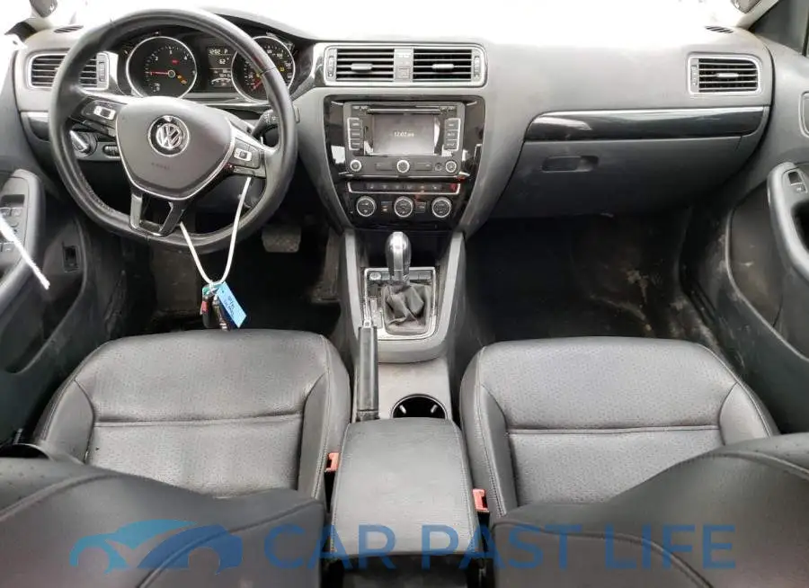 3VWLA7AJ8FM306571# 8