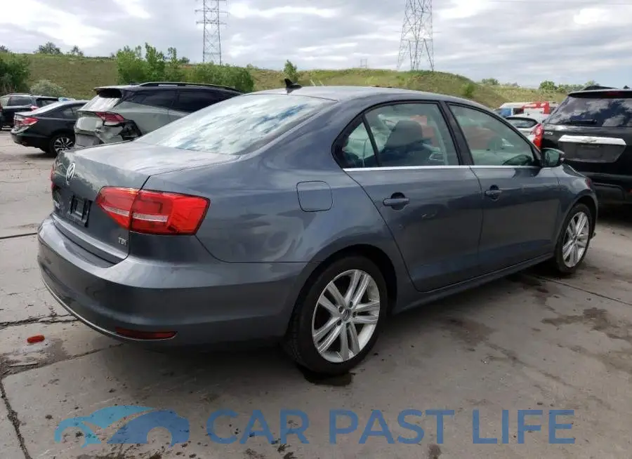 3VWLA7AJ8FM306571# 3