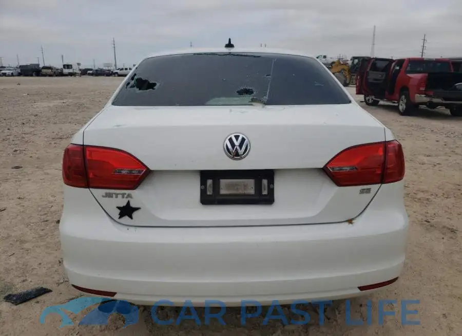 3VWD07AJ3EM423822# 6