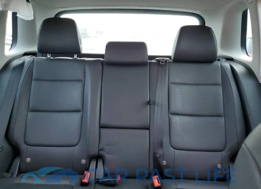 WVGAV7AX9GW598389# 10
