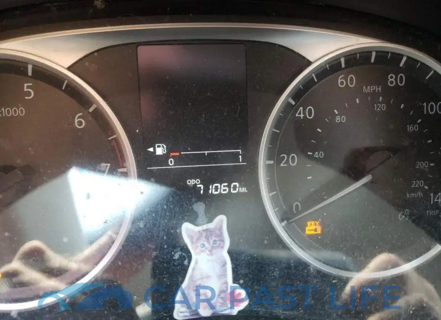 3N1CN8DV4ML896835# 9