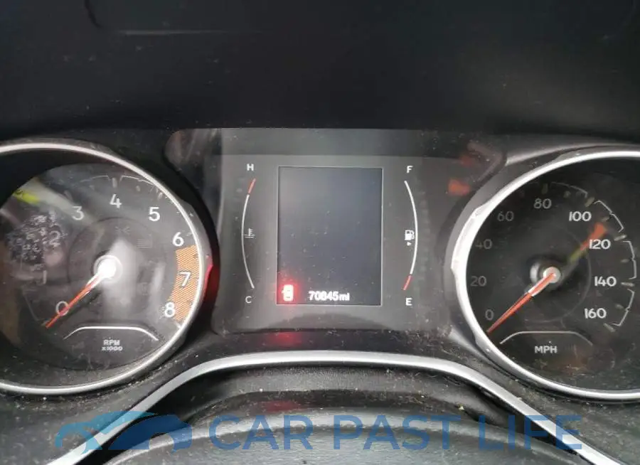 3C4NJCAB8JT338576# 9