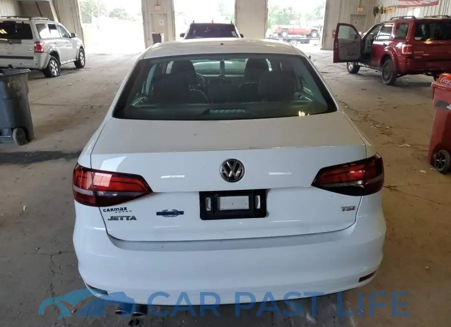 3VW167AJ1HM323725# 6