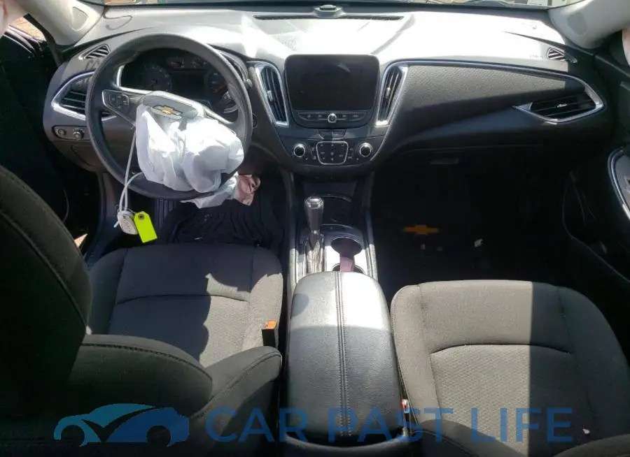 1G1ZD5ST1LF111635# 8