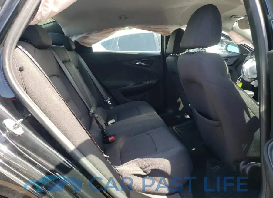 1G1ZD5ST1LF111635# 10