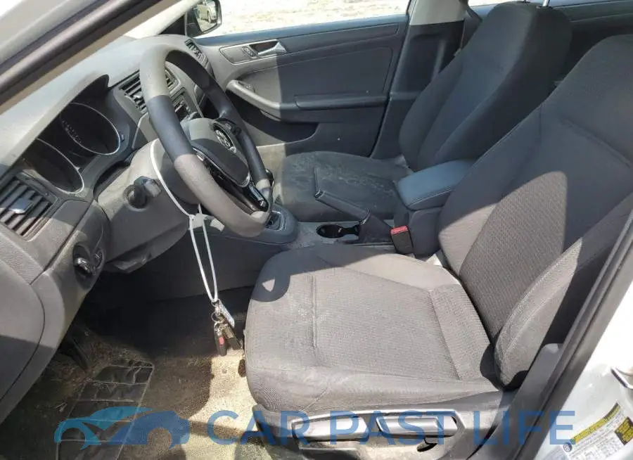 3VW1K7AJ0FM324745# 7