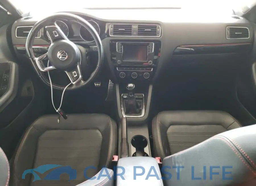 3VW5T7AJ5HM329747# 8
