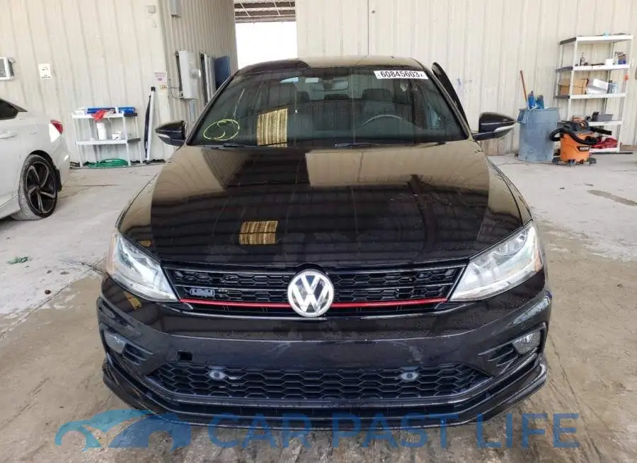 3VW5T7AJ5HM329747# 5