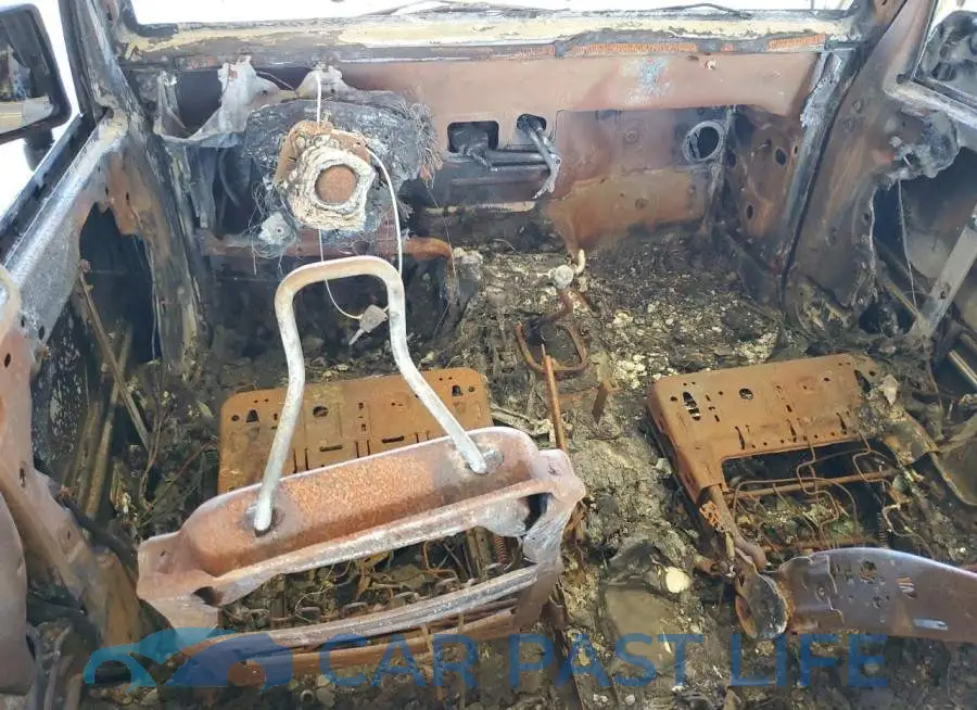 1C4AJWBG9GL196799# 8