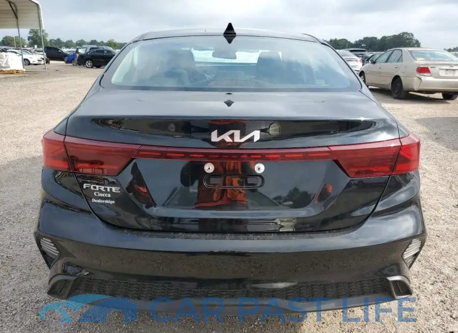3KPF24AD8PE553879# 6