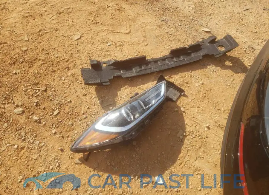 KMHD84LF1HU153696# 12
