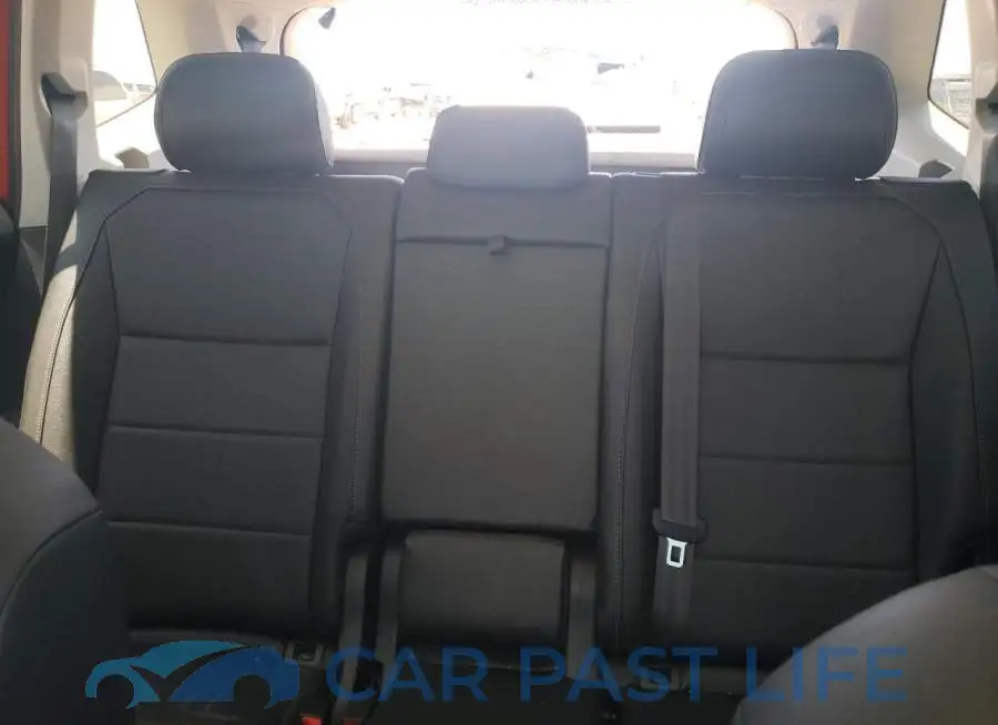 3VV3B7AX1JM101463# 10