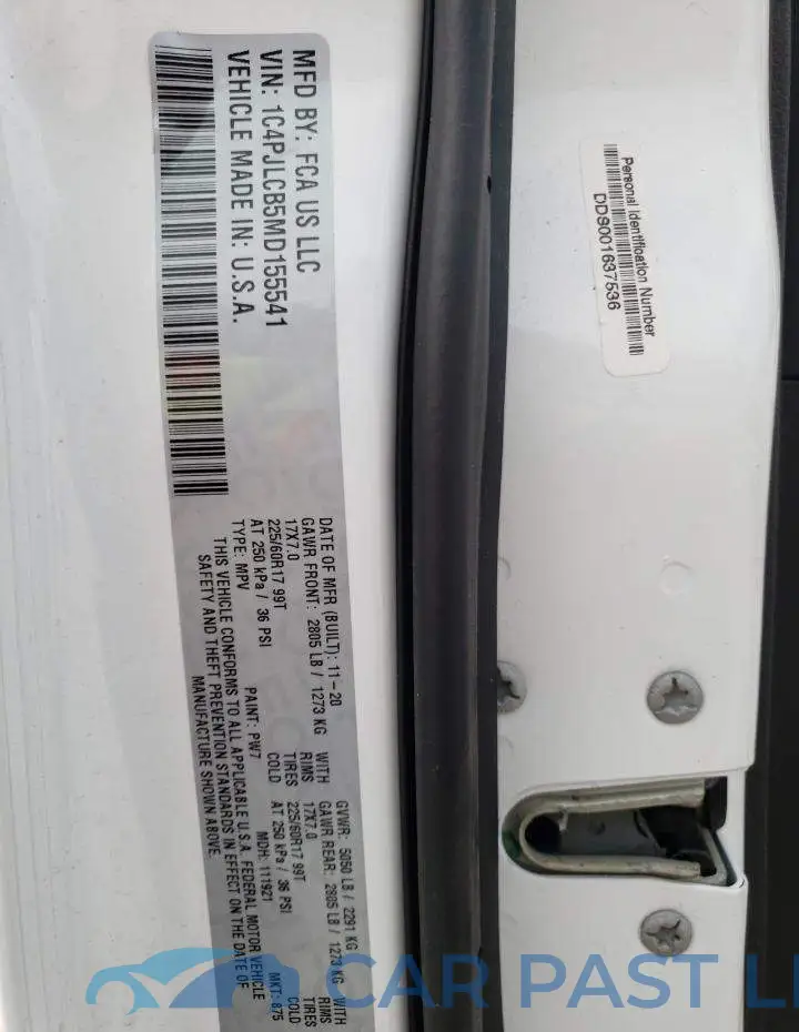 1C4PJLCB5MD155541# 12