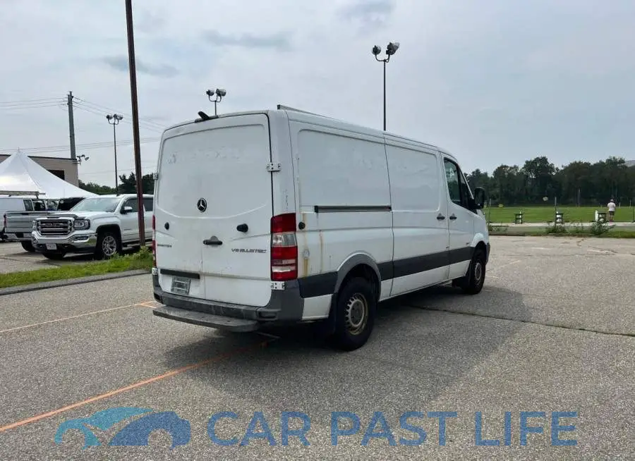 WD3PE7CC4FP137757# 4