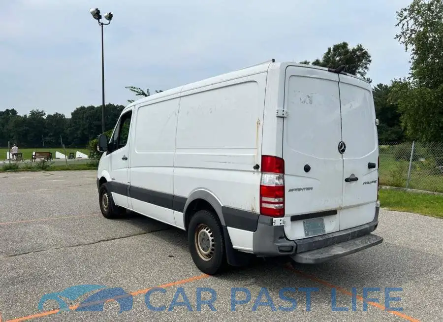 WD3PE7CC4FP137757# 3