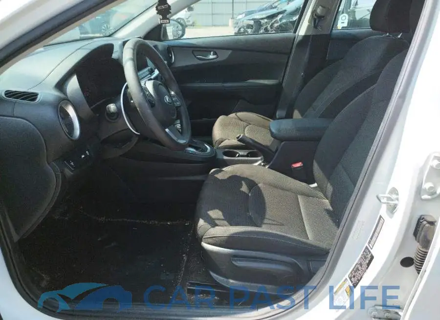 3KPF24AD4LE226518# 7