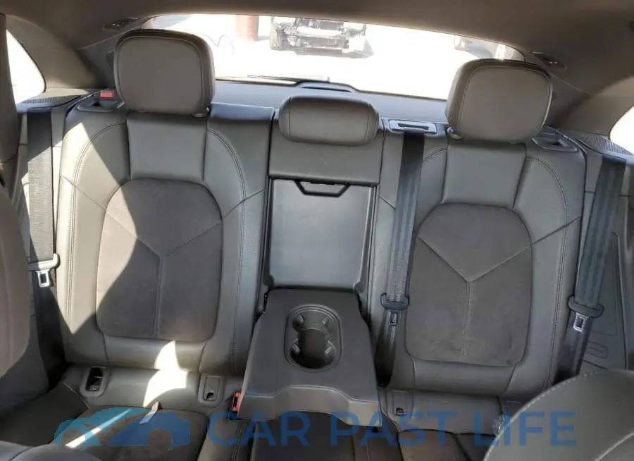 WP1AA2A52JLB17889# 10