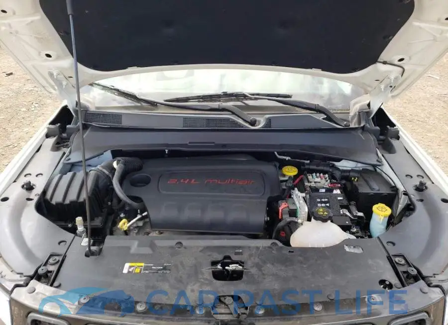 3C4NJCCB7LT144542# 11