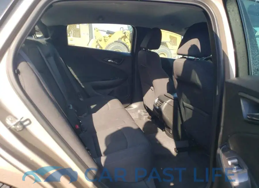 1G1ZD5ST5NF123936# 10