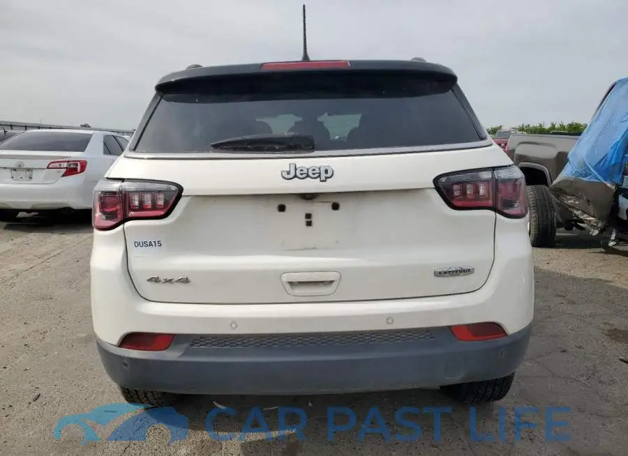 3C4NJDBB1JT103392# 6