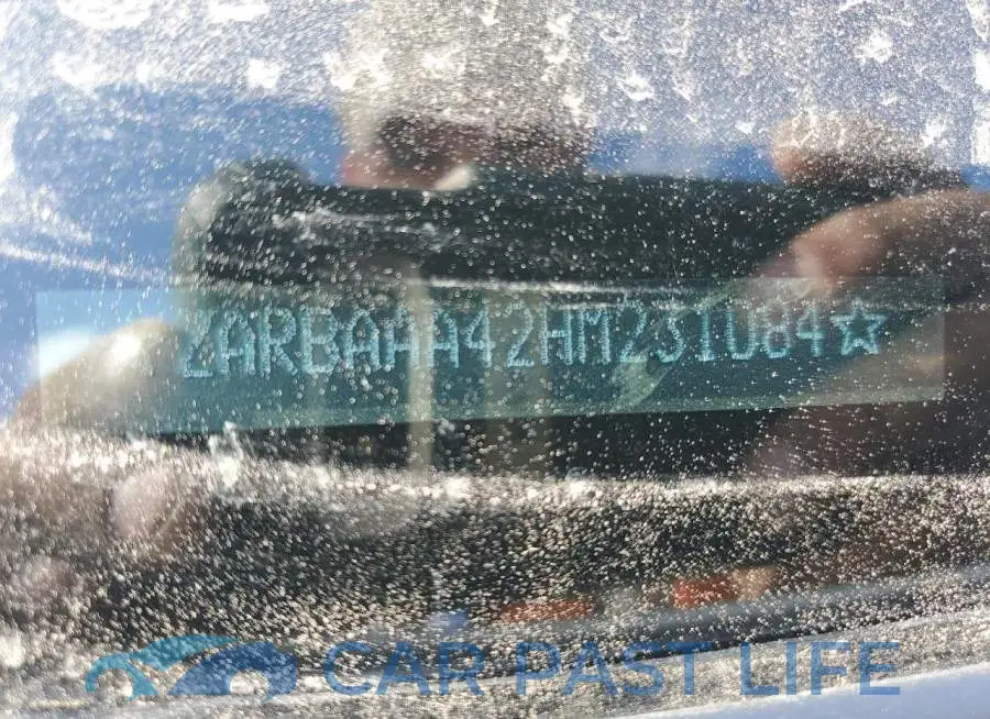 ZARBAAA42HM231084# 12