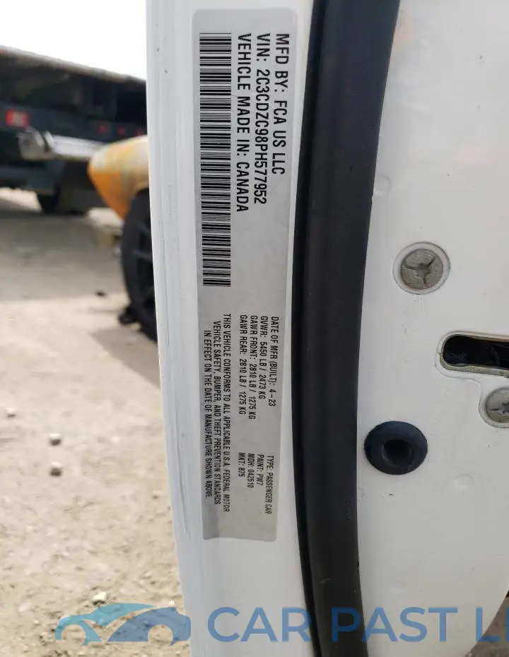 2C3CDZC98PH577952# 12