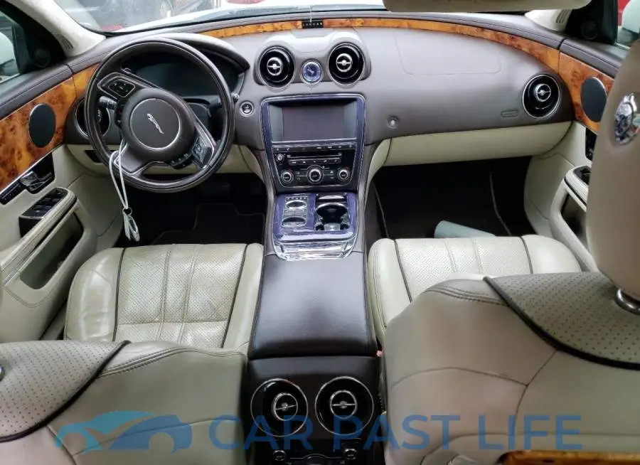 SAJWA1GT8EMV61318# 8