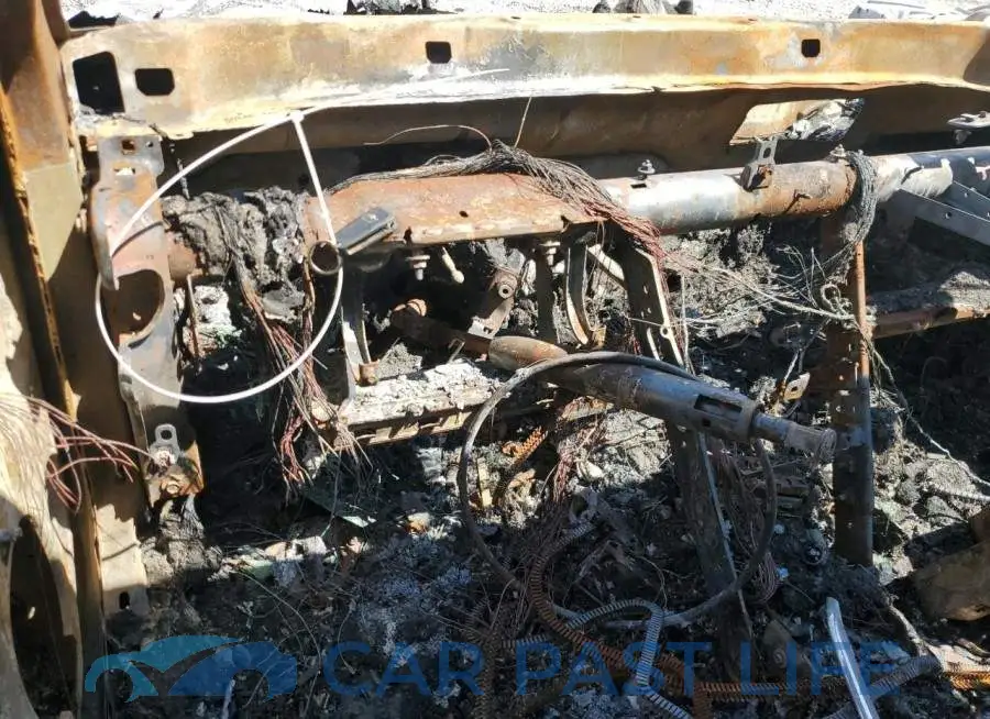 2G1115SL9F9251449# 9