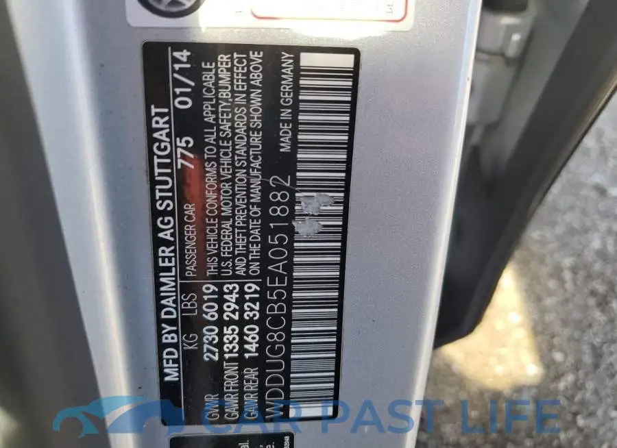 WDDUG8CB5EA051882# 12