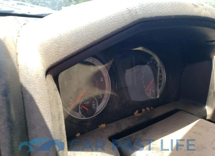 3C6UR5CL2JG231903# 9