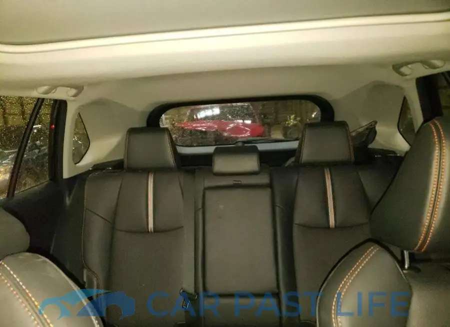 2T3J1RFV5KW036984# 10